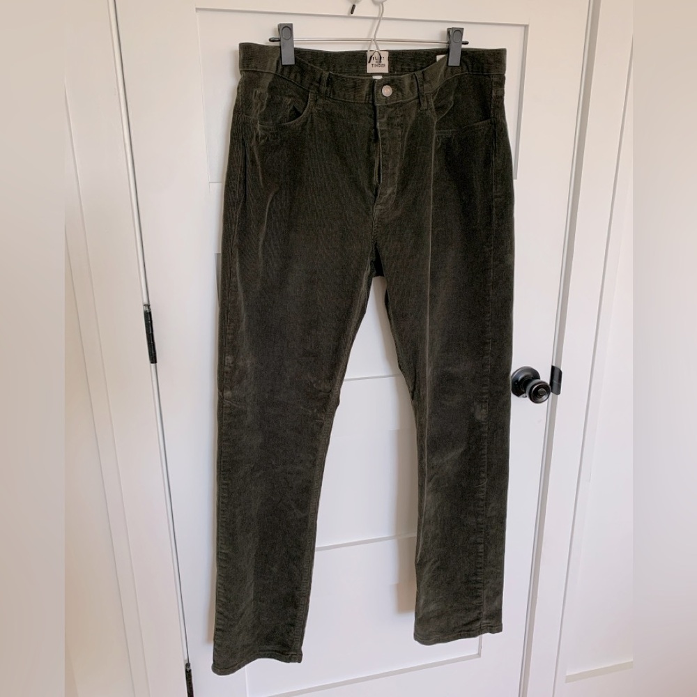 Flint & Tinder Men’s Deep Olive Corduroy pants